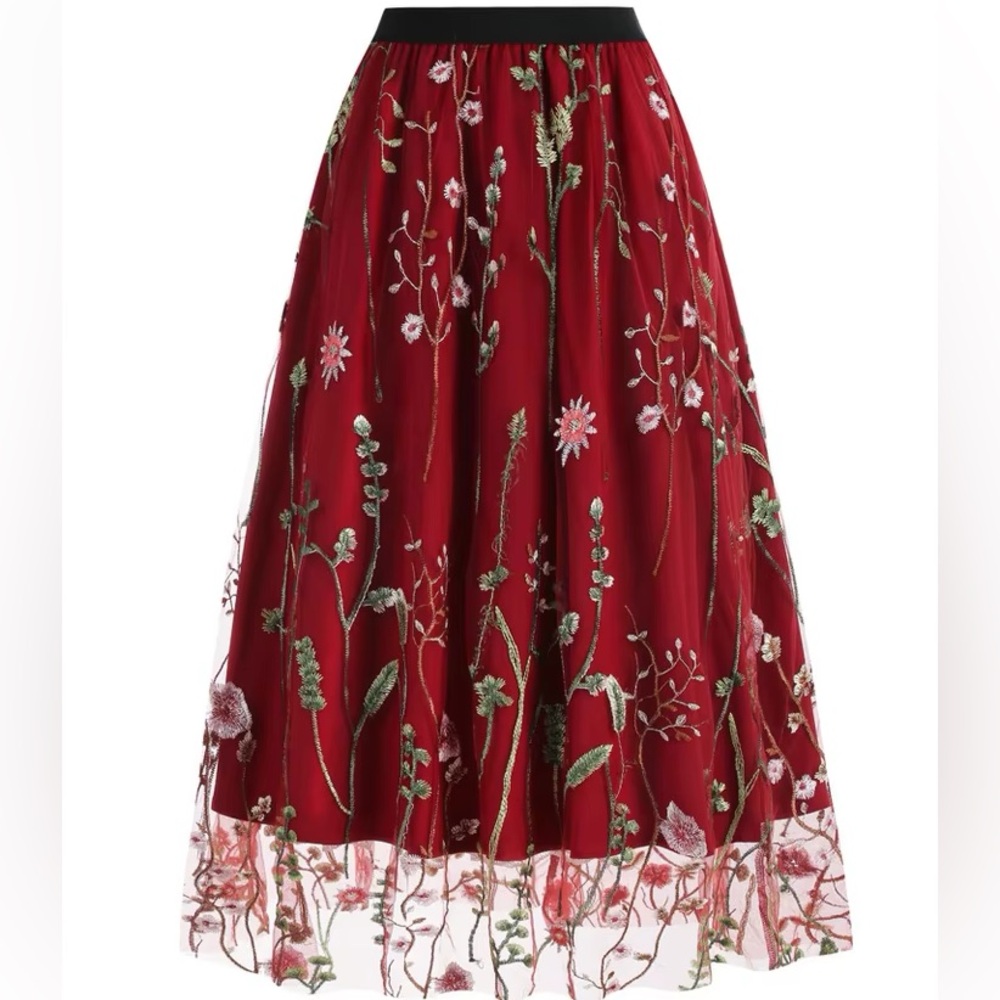 Floral embroidered skirt
